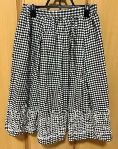 チェック柄　刺繍ひざ丈スカート　ギンガムチェック　平成レトロ