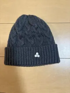 ダークグレー ケーブル編みニット帽