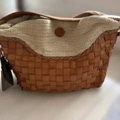 ロビタ　robita 編み込みレザーバッグ