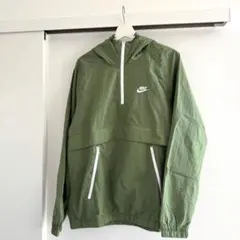 Nike オリーブグリーン　ジャケット