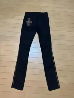 美品】Z. VARGAS ダメージ加工スキニーデニム スタッズ - メルカリ