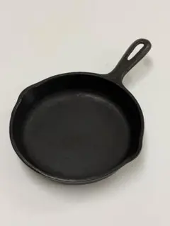 Item thumbnail for item 6676edb9-1fe2-443d-81ac-733dd32233d8