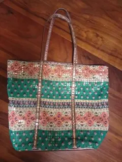 スパンコールのトートバッグ