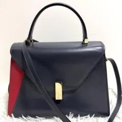 【極美品】完売品　ヴァレクストラ　イジィデ　ジュエル　ショルダーバッグのサムネイル