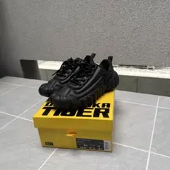【新品】Onitsuka Tiger DENTIGRE PUFF ブラックのサムネイル