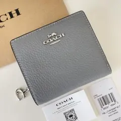 新品未使用》COACH コーチ 長財布 グレー スタッズ付き 二つ折り財布