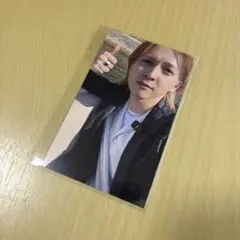 M!LK 吉田仁人　パリ　自撮りトレカ