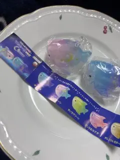 魚型カプセルトイ 2個セット　もちっこサメさん