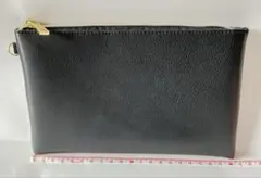 黒ポーチ　 合成皮革 【底に剥がれキズあり】