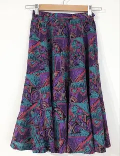 美品✨レトロ フレアスカート 幾何学柄 総柄 ひざ丈 古着 美人百花 S