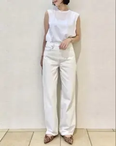 新品ユニクロUNIQLOワイドストレートジーンズ25Woman レディースデニム
