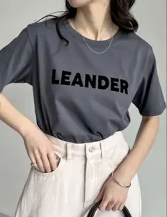 【⚠︎少し難あり】☆新品タグ付☆＊Re:EDIT＊フロッキーゴシックロゴTシャツ＊のサムネイル