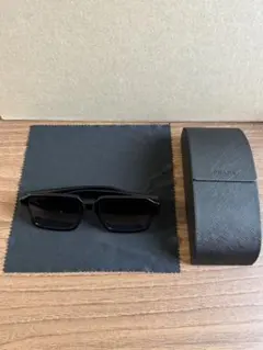 PRADA サングラス PR A03S【値下げ中】 - メルカリ