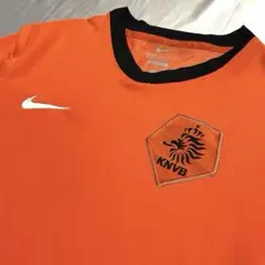 オランダ代表 KNVB トレーニングトップ　スポンサー入り 2025年最新】nike knvbの人気アイテム - メルカリ