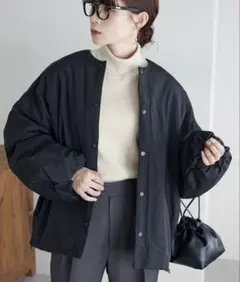 DISCOAT 【WEB限定】　ノーカラー中綿ジャケットのサムネイル