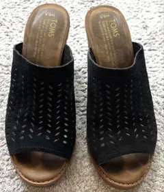 TOMS ミュールサンダル ブラック W6.5のサムネイル