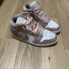 Nike Air Jordan 1 Mid ホワイト/ピンク