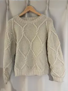 ケーブル編み ニットセーター 長袖