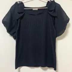 axes femme POETIQUE 肩リボンシアーパフ袖リブトップス 黒 Mのサムネイル