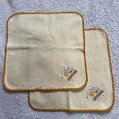 クリーム色刺繍入りタオルハンカチ2枚セット