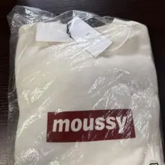 moussy ボックスロゴ スウェット ホワイト FREEのサムネイル