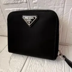 極美品✨PRADA ラウンドジップ　折り財布　テスートナイロン　三角ロゴ　黒