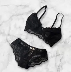 タグ付き】ブラック総レースブラジャーショーツセットM