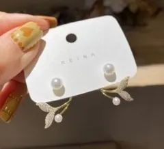 ♥️人気商品♥️ゴールド　レディース　ピアス　真珠　高級感　可愛い　パール　海外
