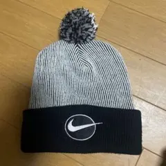 Item thumbnail for item 946313f8-5cc5-4130-8093-51d2cc21119a