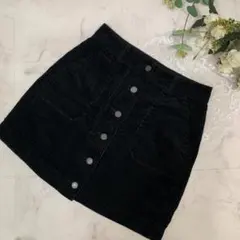 【美品】GU ミニスカート コーデュロイ M ブラック 無地 綿100％のサムネイル