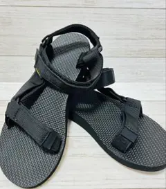 Item thumbnail for item 419635b0-6e28-4dbd-ae77-d9c33ae524e0