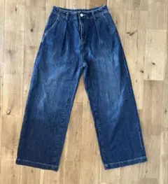 【ベルメゾン】タック使いワイドデニムパンツ【Sサイズ】レディース【美品】のサムネイル