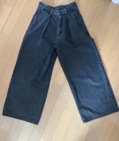 GU ダークグレー ワイドパンツSサイズ
