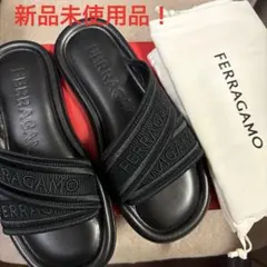 FERRAGAMO サンダル ブラック新品のサムネイル