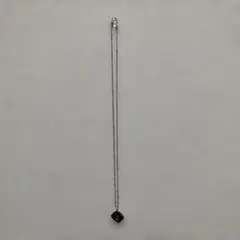 ヴィンテージ パリ 0.8ct V字 ネックレス w0826-0728-1-2 - メルカリ
