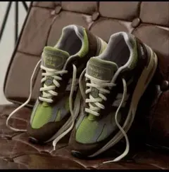 Kith Daniëlle Cathari New Balance 991V2