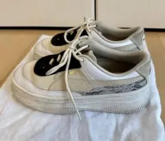 PUMAスニーカー　厚底