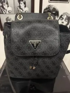 GUESS リュック / バックパック ブラック