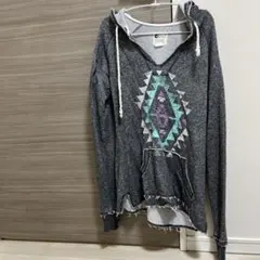 【値下げ】BILLABONG パーカー Lサイズ　フーディ　レディース