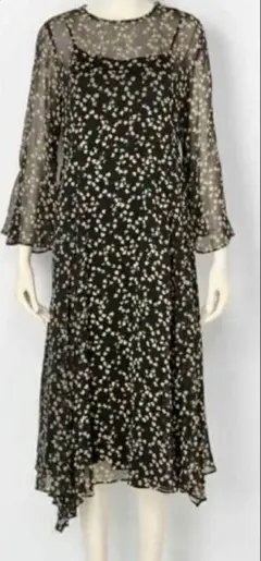 ミラオーウェン完売品◎小花柄ワンピース