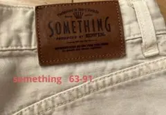 SOMETHING ストレートデニム アイボリー