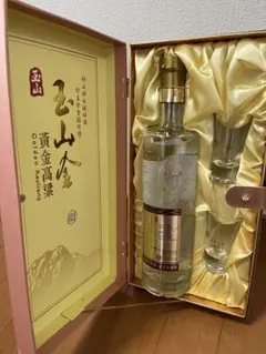 中国酒 玉山 金黄金高粱 八年陳高 潜龍争輝 - メルカリ