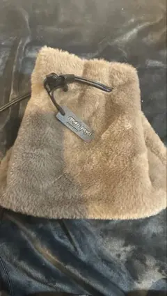 Item thumbnail for item c6fdf492-c60b-4f5e-9677-82576ce7d806