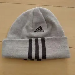 値下げ★adidas グレー ニット帽 3本ライン
