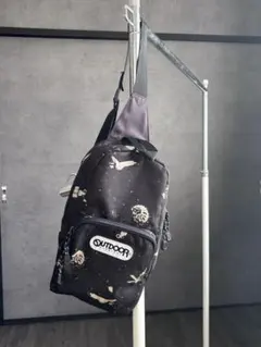 OUTDOOR PRODUCTS ボディバッグ 宇宙柄のサムネイル