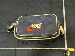 NIKE ナイキ エナメルショルダーバッグ スポーツバッグ 大容量