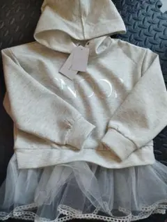 120　しまむら　リラ　パーカー　タグ付