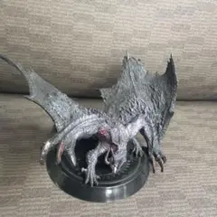 モンスターハンター　ゴアマガラ（狂竜化）フィギュア