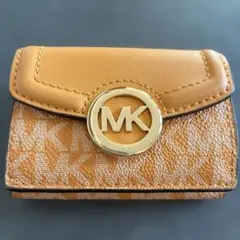 MICHAEL KORSマイケルコース三つ折りオレンジ財布
