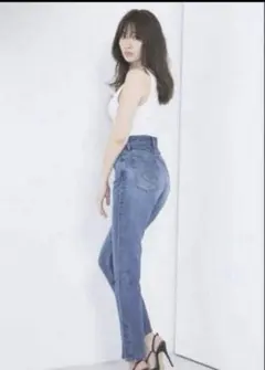 New York High-Waisted Jeans ブルー　サイズ24のサムネイル
